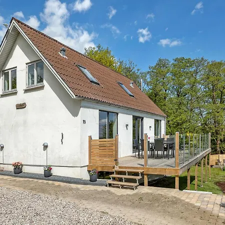 Gorgeous In With Kitchen